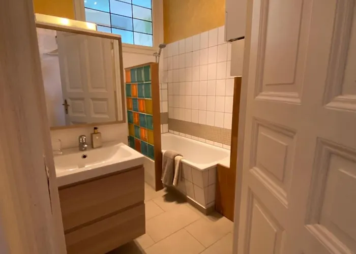 Appartement Beautiful Popular Area *